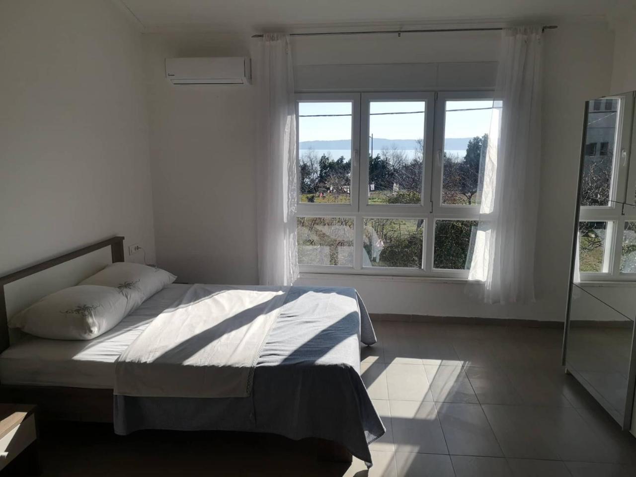 Sun Apartments Kastela Exterior photo